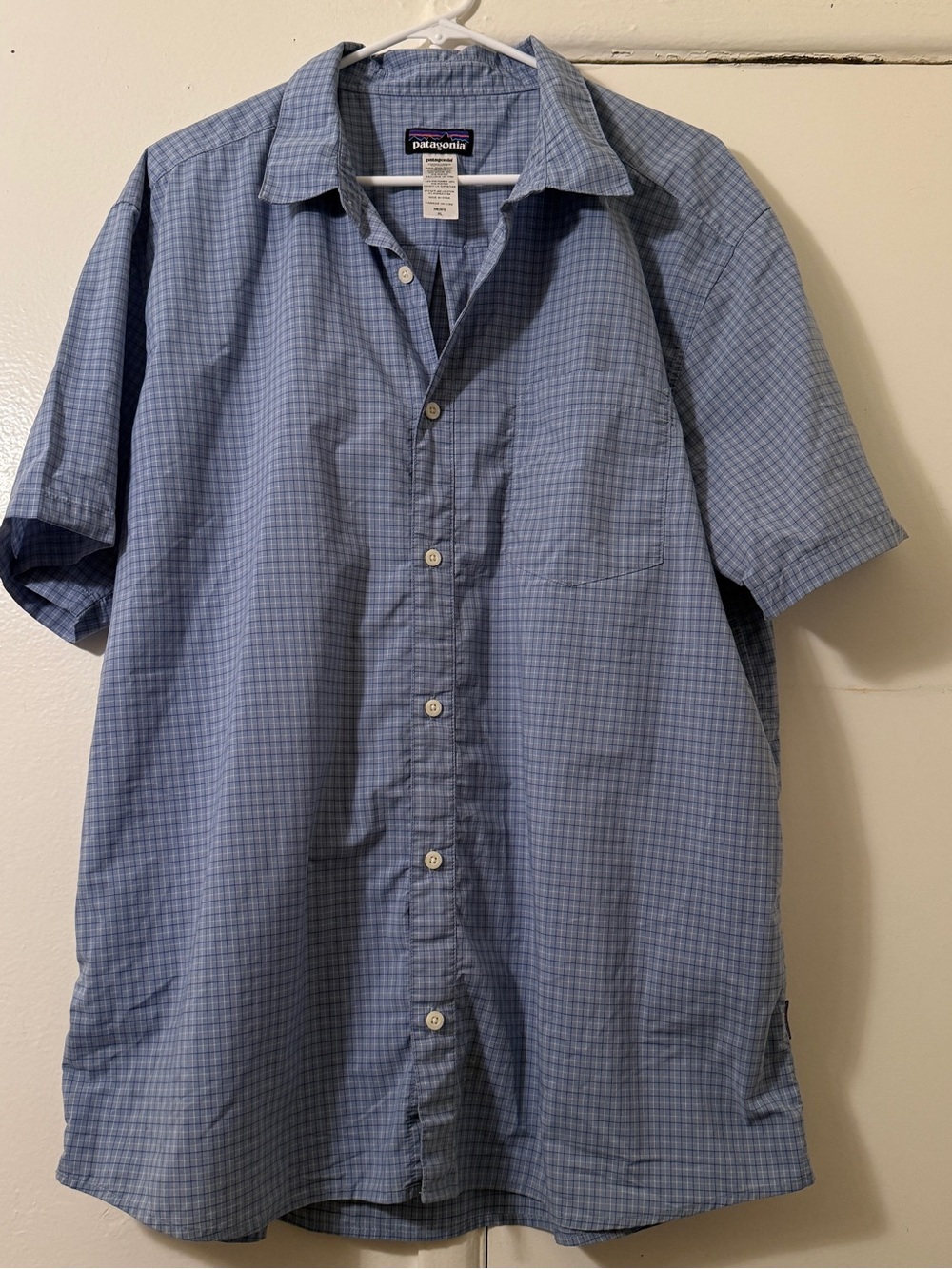 Patagonia Men’s Blue Plaid Gorpcore Short Sleeve Button-Down Shirt XL